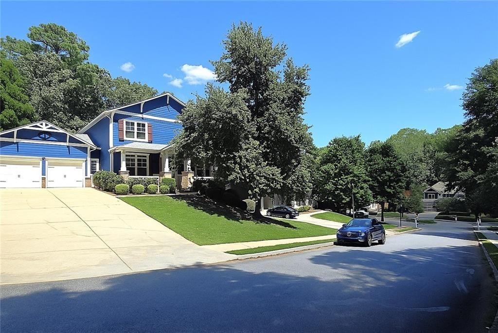 2750 Oak Village Trail