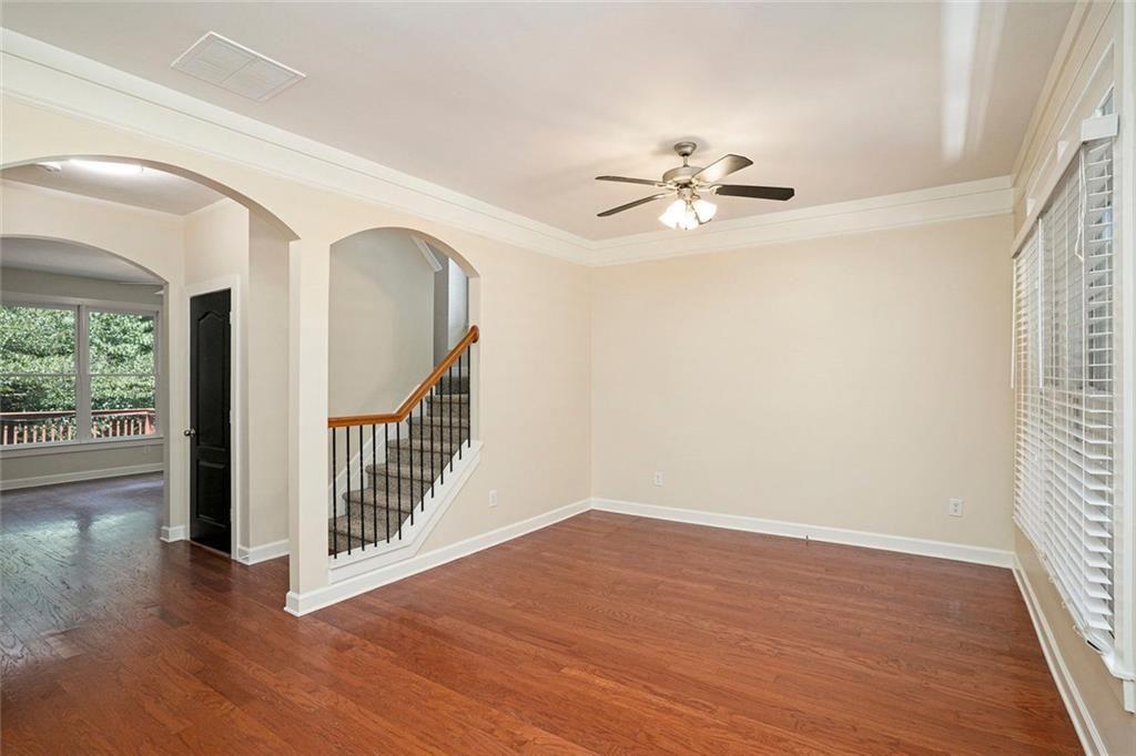 2750 Oak Village Trail