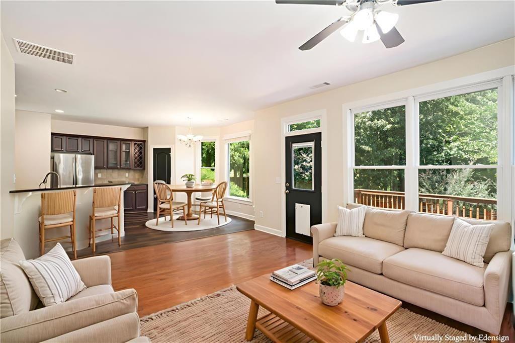 2750 Oak Village Trail
