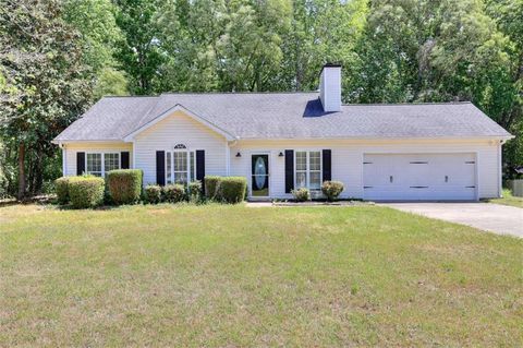 Homes For Sale - 1022 Carriage Way<br/> Walton County, Loganville, GA 30052
