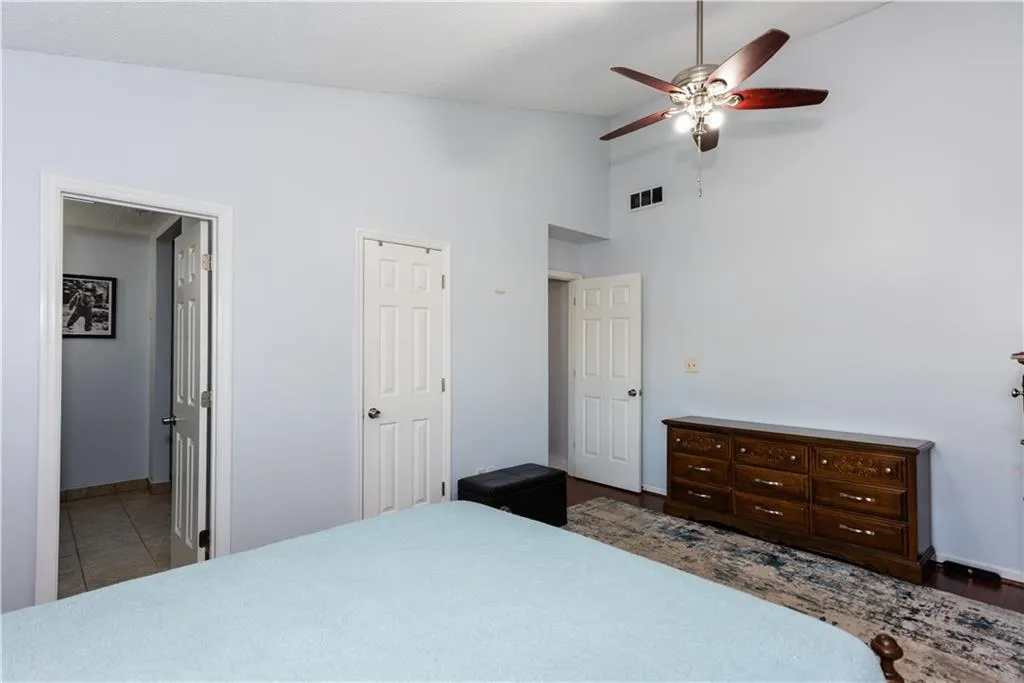 Lawrenceville, Georgia 30044, United States, 2 Bedrooms Bedrooms, ,3 BathroomsBathrooms,Residential,Active,90048