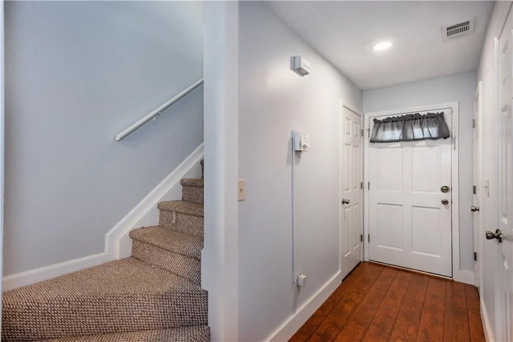 Lawrenceville, Georgia 30044, United States, 2 Bedrooms Bedrooms, ,3 BathroomsBathrooms,Residential,Active,90048