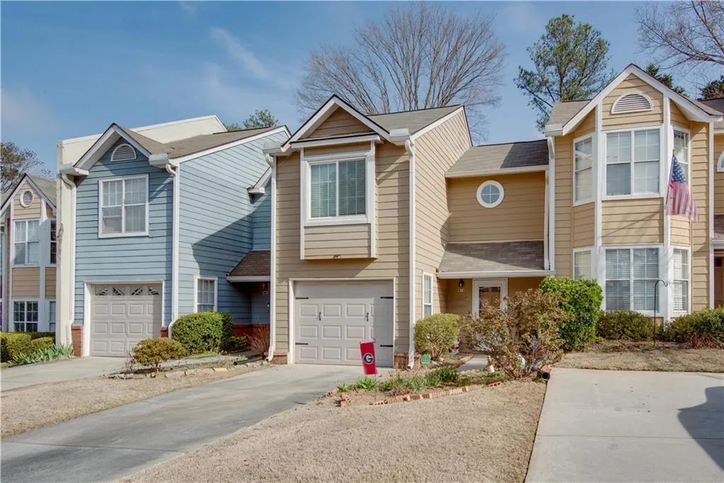 Lawrenceville, Georgia 30044, United States, 2 Bedrooms Bedrooms, ,3 BathroomsBathrooms,Residential,Active,90048