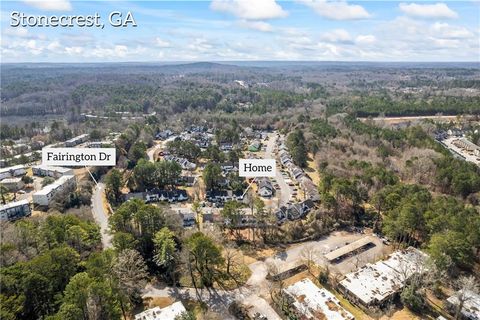 A home in Lithonia