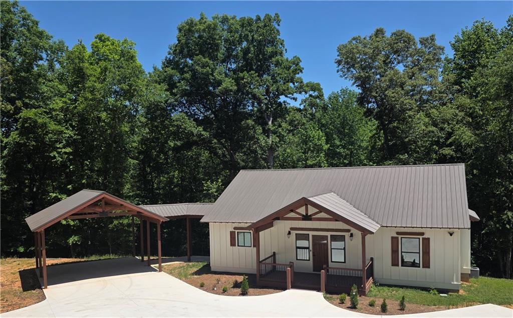 1217 Youngs Farm Road