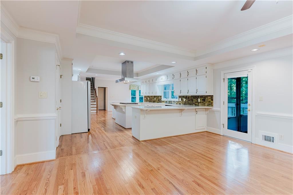 2552 Berwick Walk, Snellville, Georgia image 21