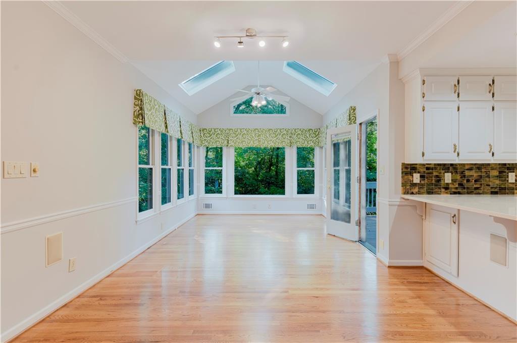 2552 Berwick Walk, Snellville, Georgia image 28