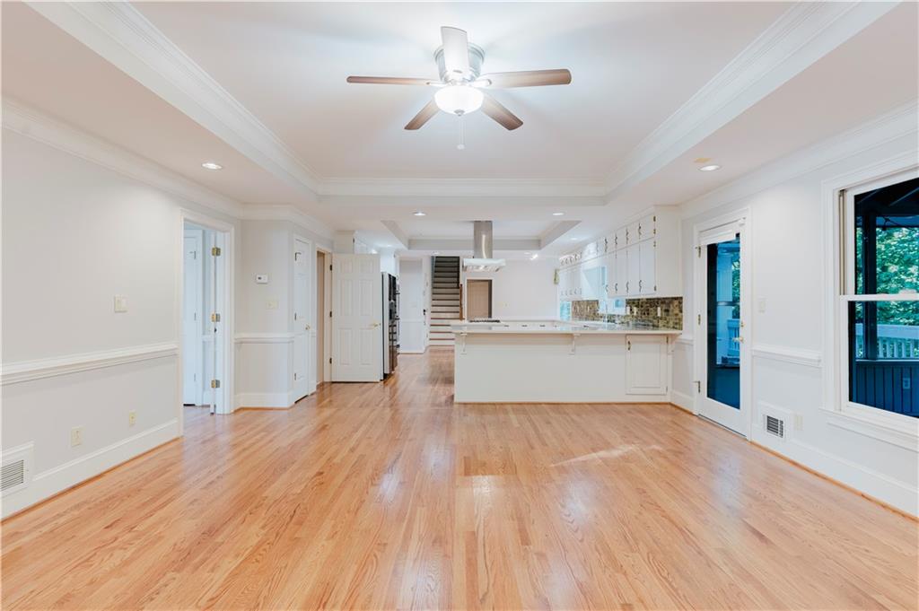 2552 Berwick Walk, Snellville, Georgia image 22