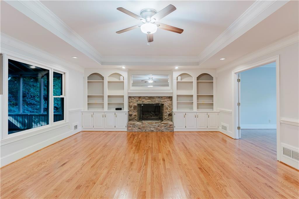 2552 Berwick Walk, Snellville, Georgia image 18