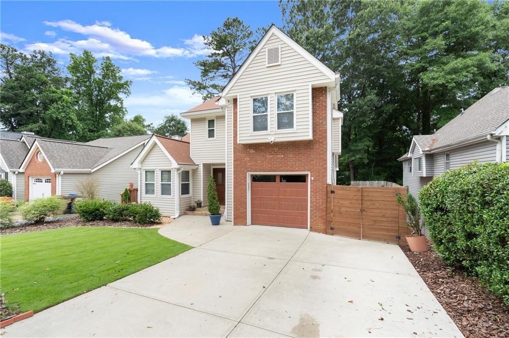 907 Bradford Lane