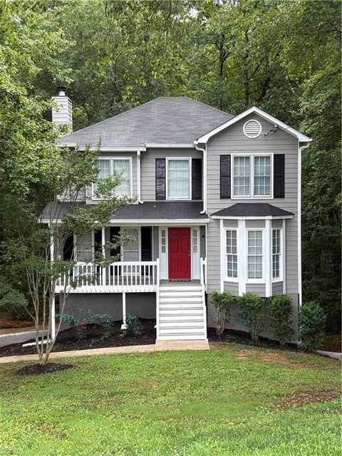 Homes For Sale - 41 Red Oak Circle<br/> Dallas, GA 30157