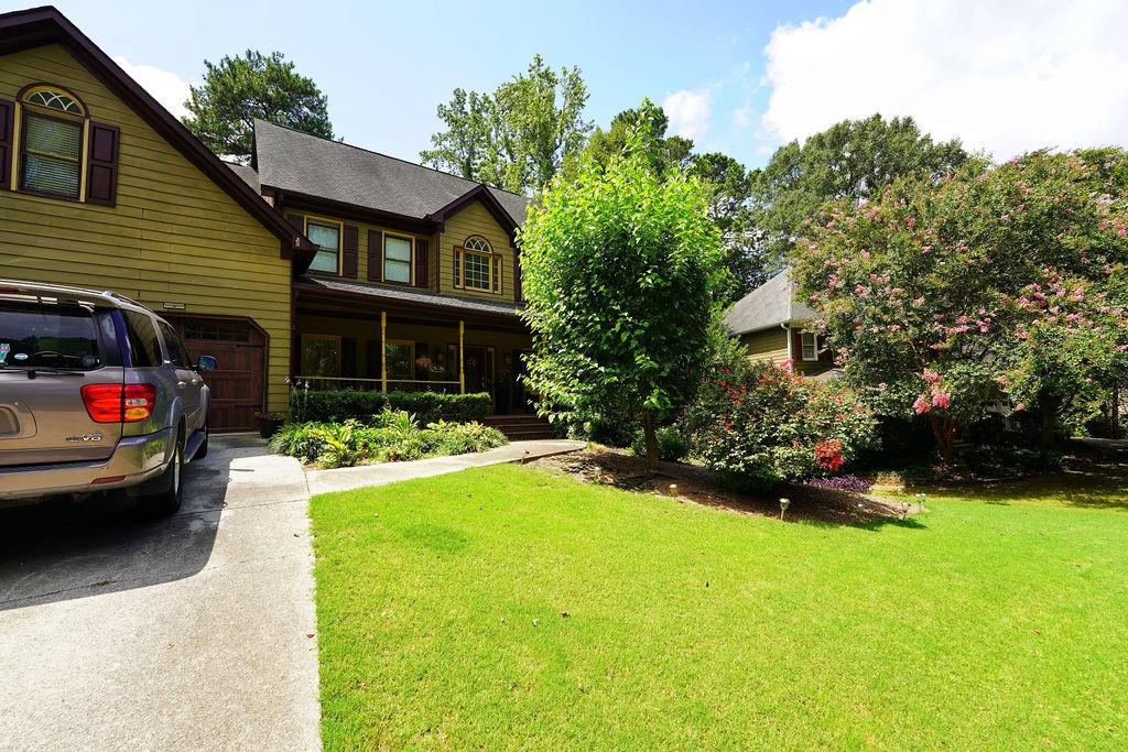 631 Braidwood Drive NW