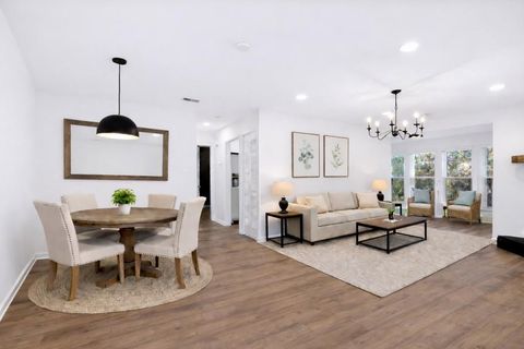 3113 Lake Pointe Circle Roswell GA 30075