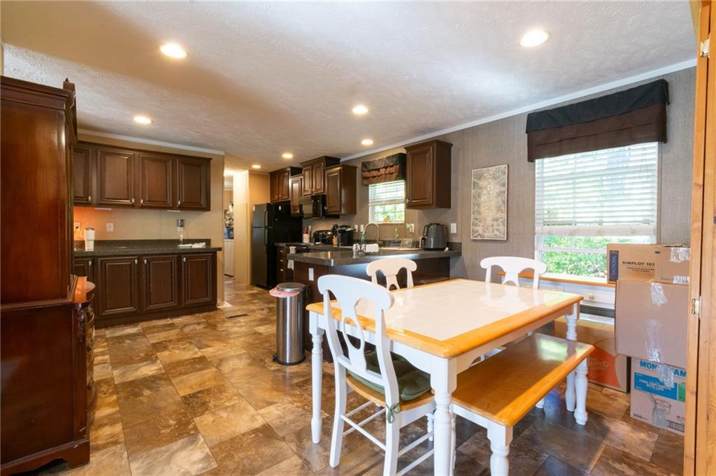 7024 Evergreen Way Way, Buford, Georgia image 11