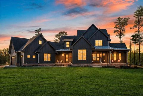 Homes For Sale - 285 Dial Mill Road<br/> Oxford, GA 30054