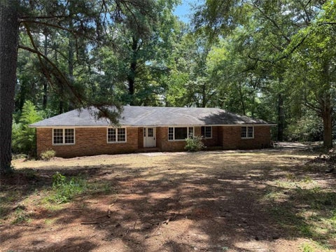 Homes For Sale - 203 Oglesby Bridge Road<br/> Conyers, GA 30094