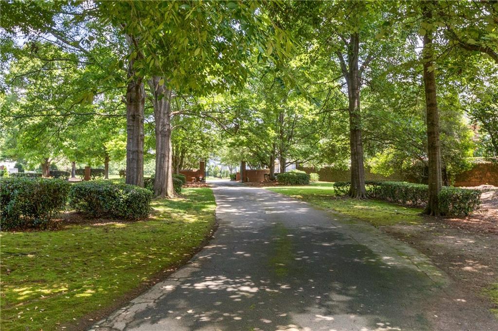 3847 Sweet Bottom Drive