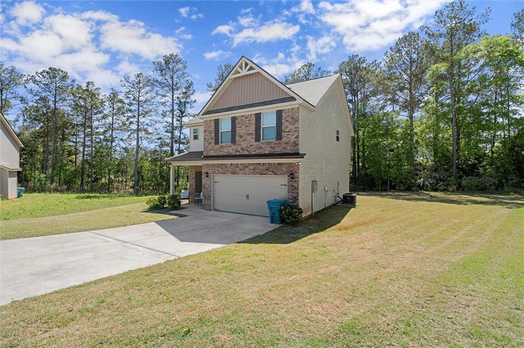 106 Thurman Court, Jackson, Georgia image 4