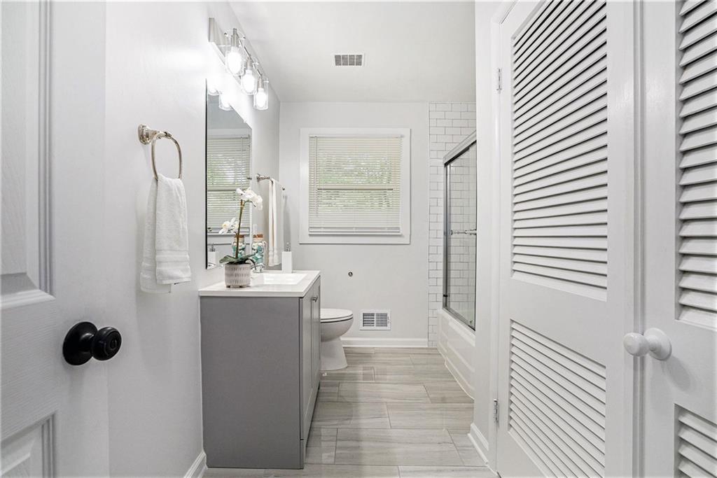 4807 Kenilworth Drive, Stone Mountain, Georgia image 19