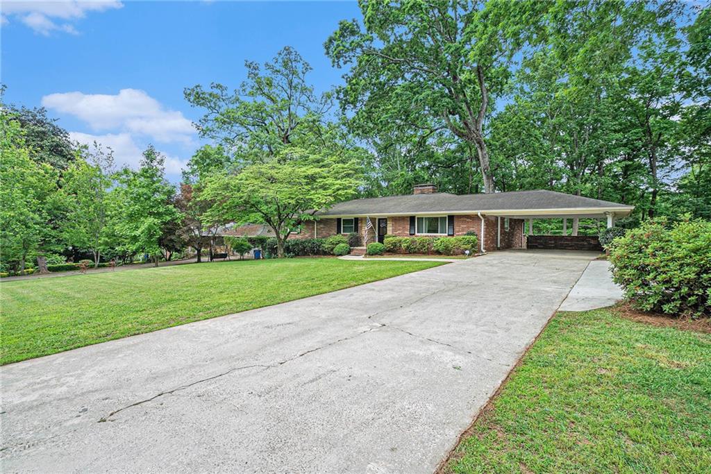 4807 Kenilworth Drive, Stone Mountain, Georgia image 3