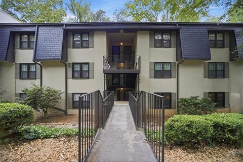 32 Arpege Way NW 32 Atlanta GA 30327