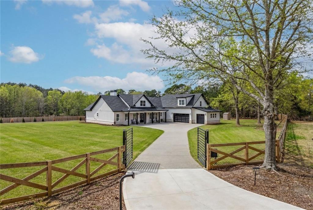 825 Arch Tanner Road