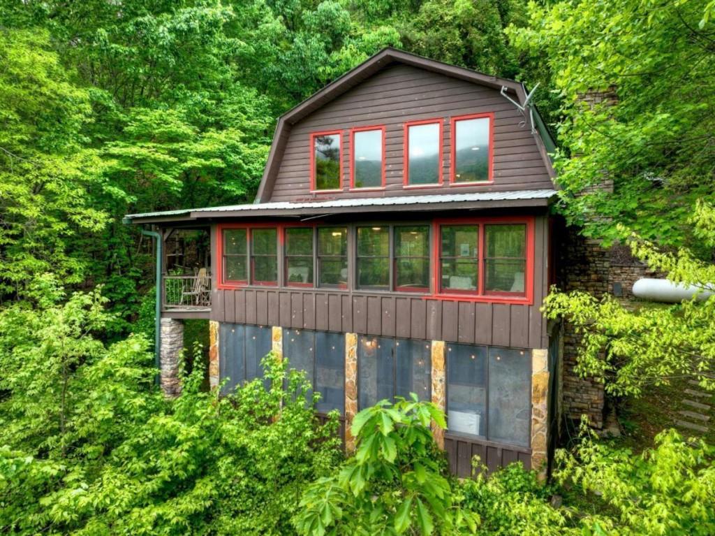 1582 Little Rock Creek Road