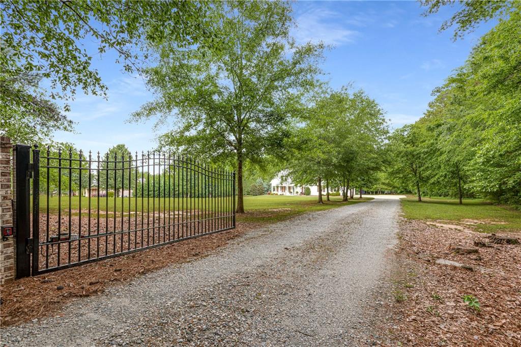 300 Massengale Road, Brooks, Georgia image 2
