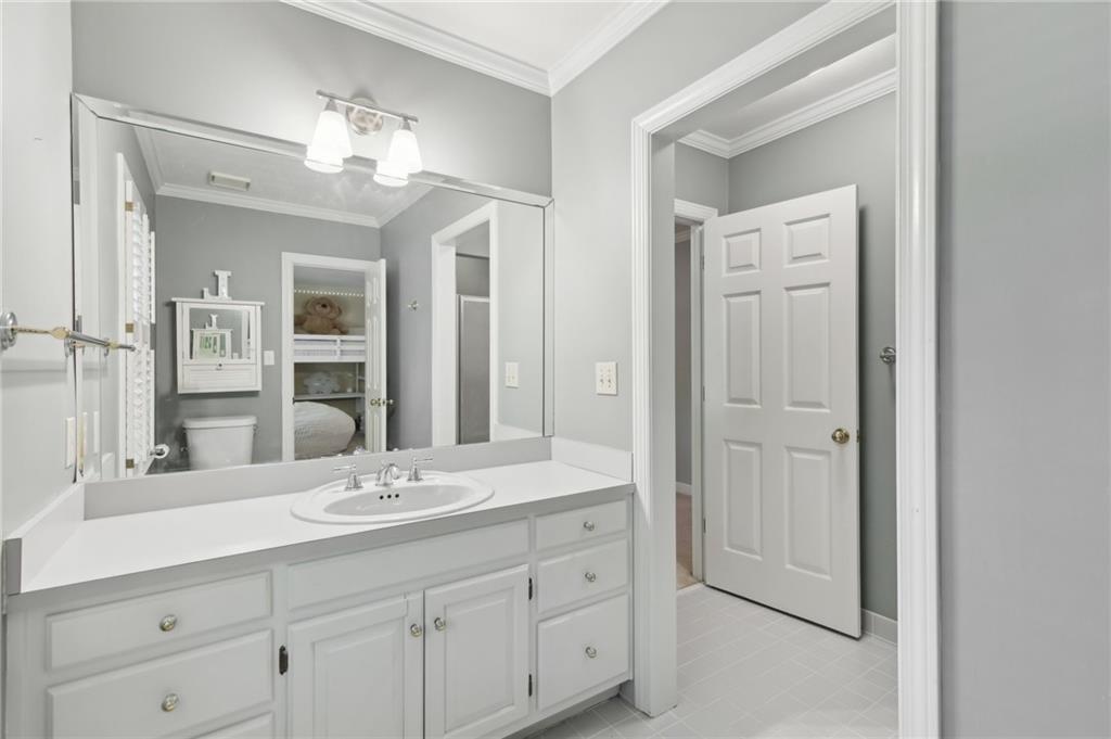 1240 Bridgewater Walk, Snellville, Georgia image 41