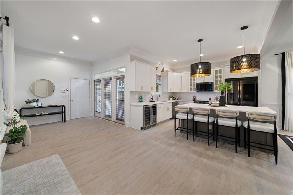 855 Saint Charles Unit B Avenue NE