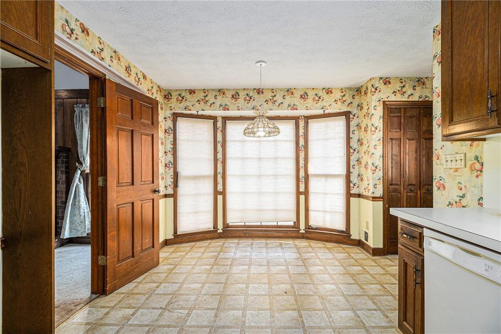 405 Putting Green Lane, Roswell, Georgia image 10