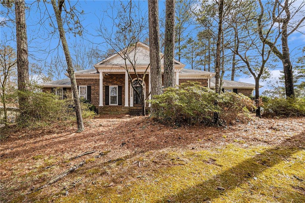 405 Putting Green Lane, Roswell, Georgia image 1