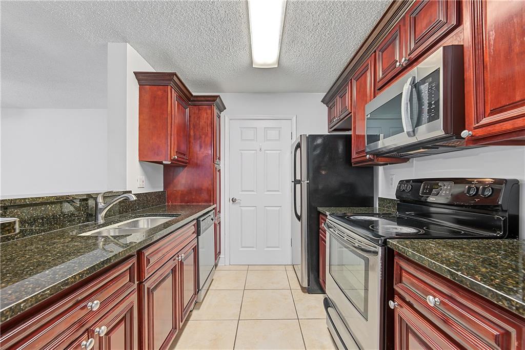 3201 Santa Fe Parkway