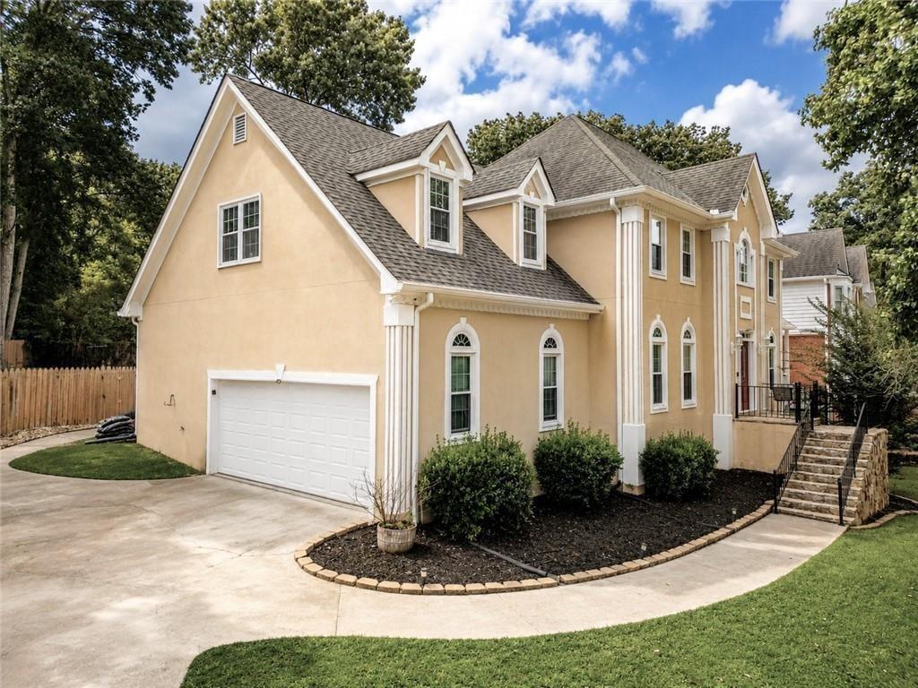 2121 Bennington Court