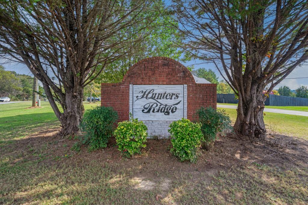 172 Hunters Trail
