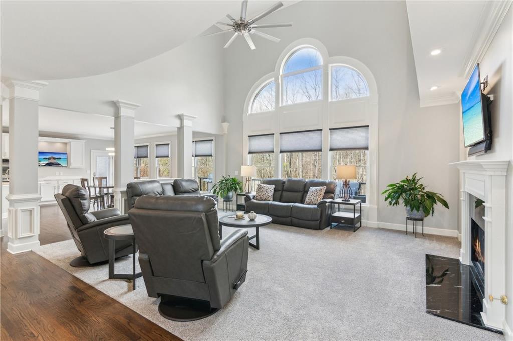 4865 Meadow Park Lane, Suwanee, Georgia image 9