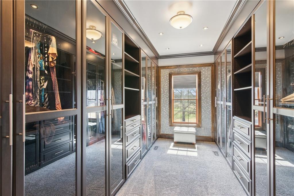 4865 Meadow Park Lane, Suwanee, Georgia image 31