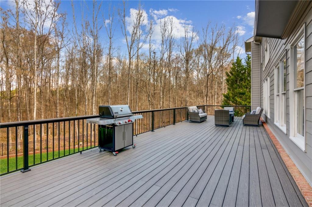 4865 Meadow Park Lane, Suwanee, Georgia image 18