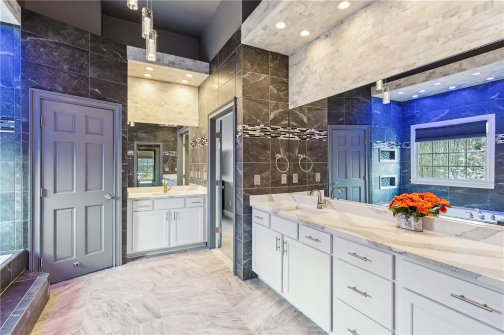 4865 Meadow Park Lane, Suwanee, Georgia image 27