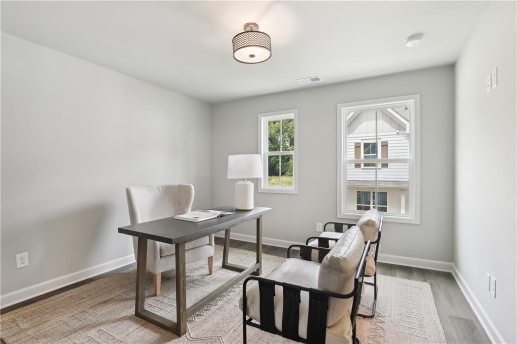 3827 Cottage Circle