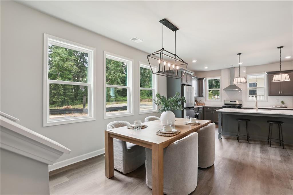 3827 Cottage Circle