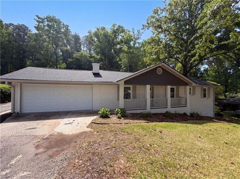 Homes For Sale - 4747 Nelda Drive<br/> Austell, GA 30106