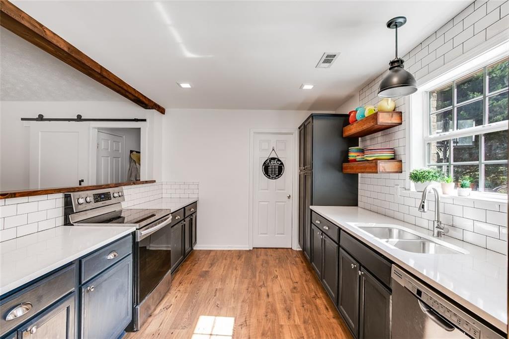 Laurel Lakes - Residential