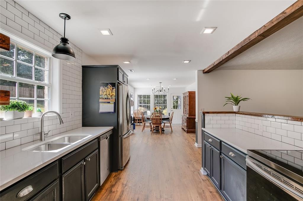 Laurel Lakes - Residential