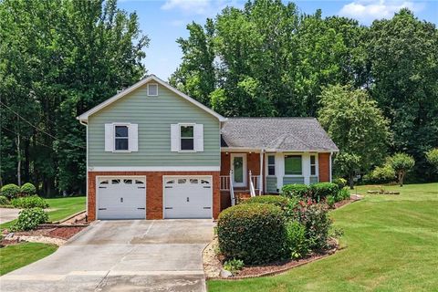 Homes For Sale - 2019 Amherst Lane<br/> Conyers, GA 30094