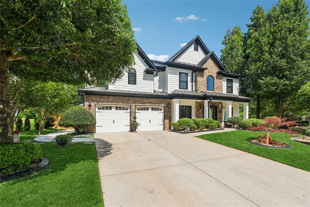 7108 ROSELAKE Circle