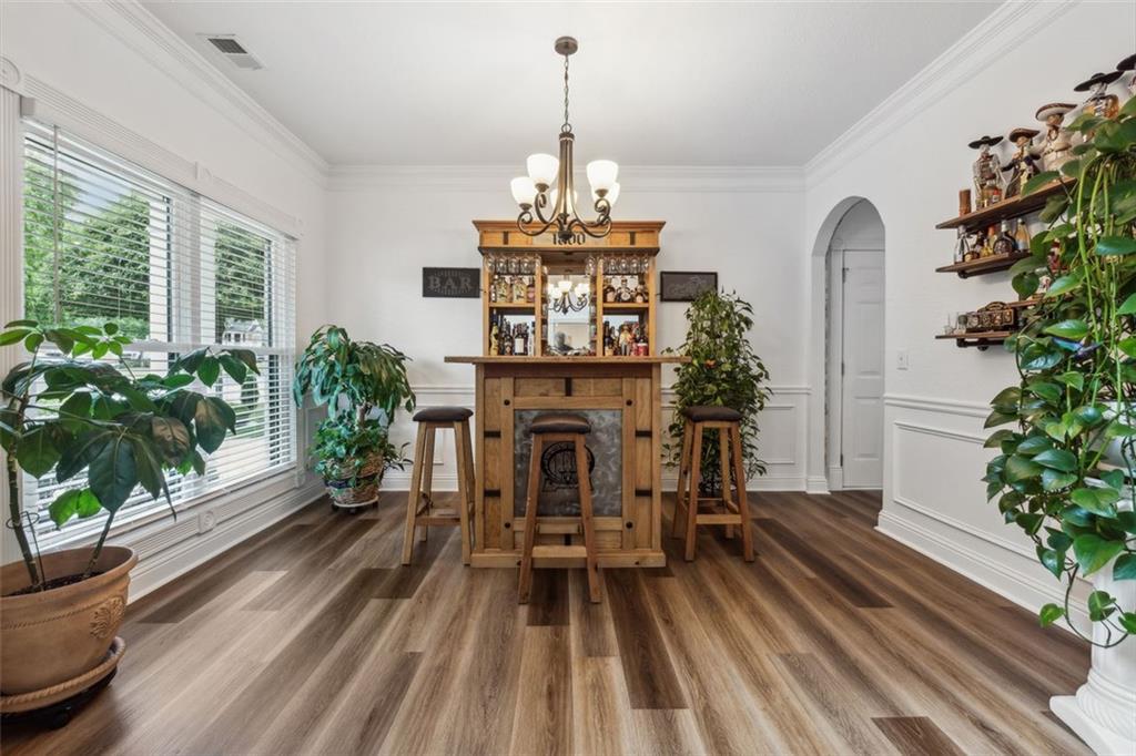 7108 ROSELAKE Circle
