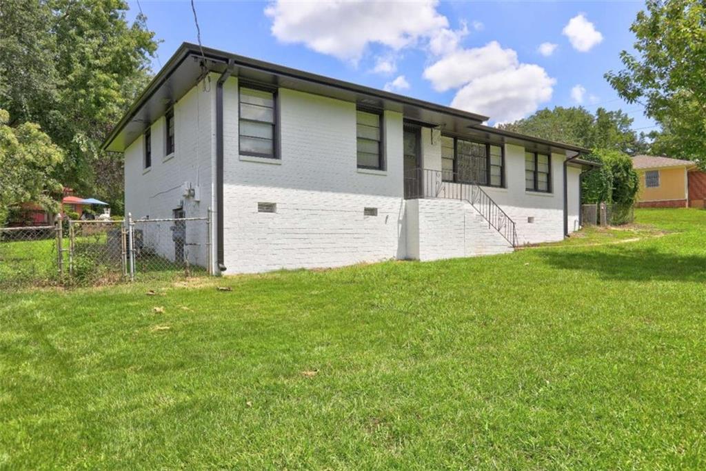 970 Oglethorpe Avenue