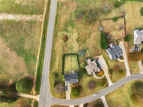 A home in Dawsonville