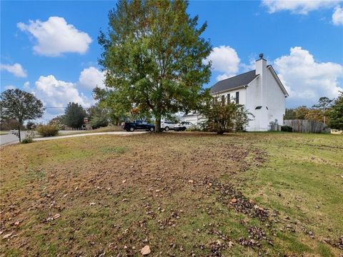 A home in Dawsonville